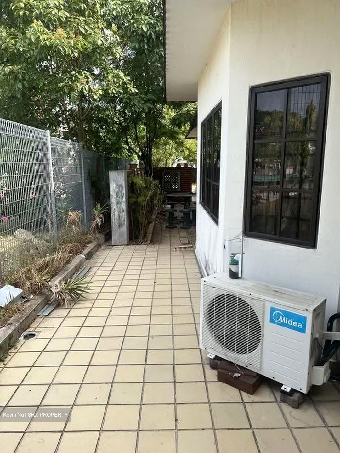 Spring Park Estate (D16), Semi-Detached #613098931